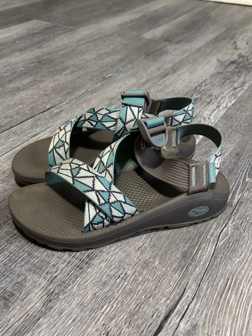 Chacos - Picture 2 of 3